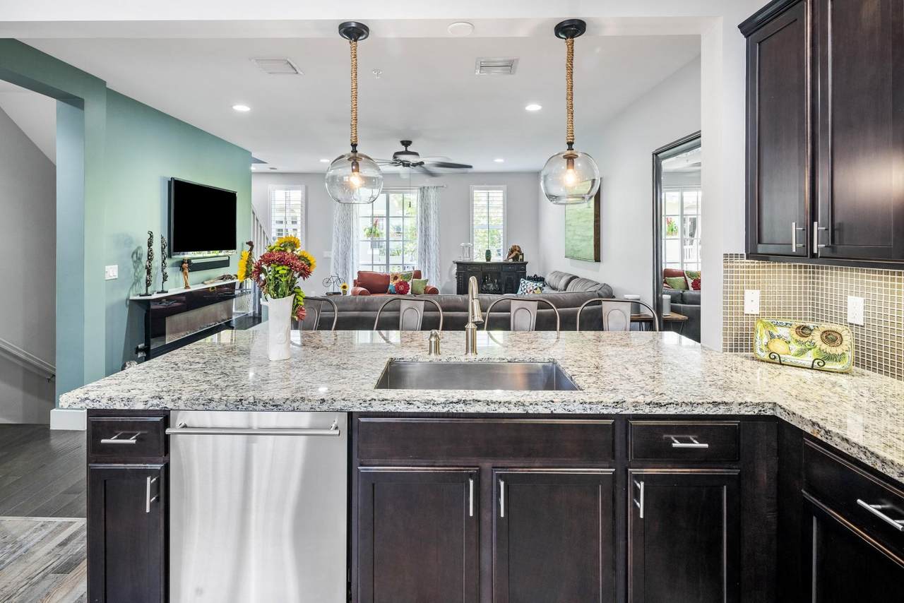 115 Coda Circle - Photo 1