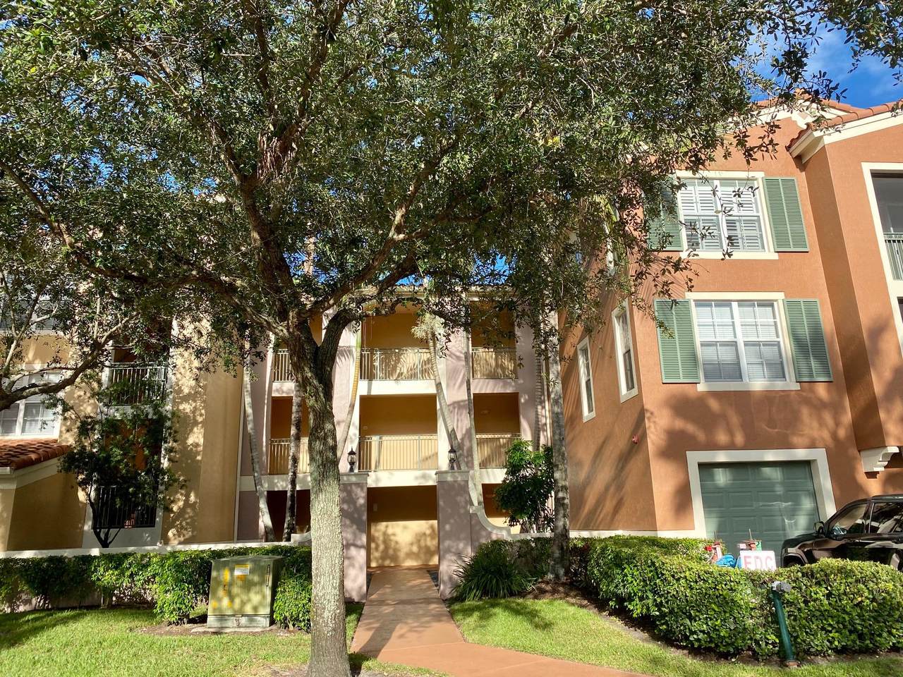 11750 St Andrews Place - Photo 1