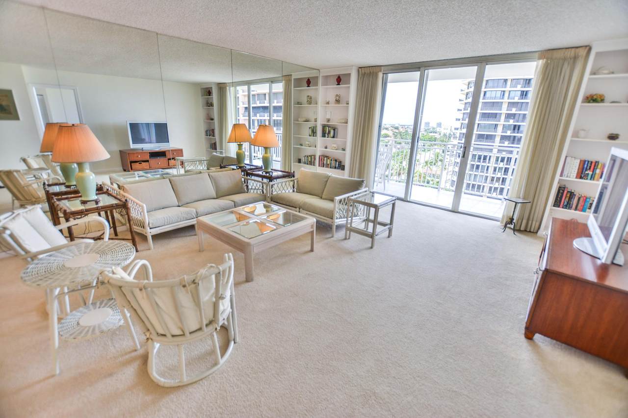 500 Ocean Drive - Photo 1