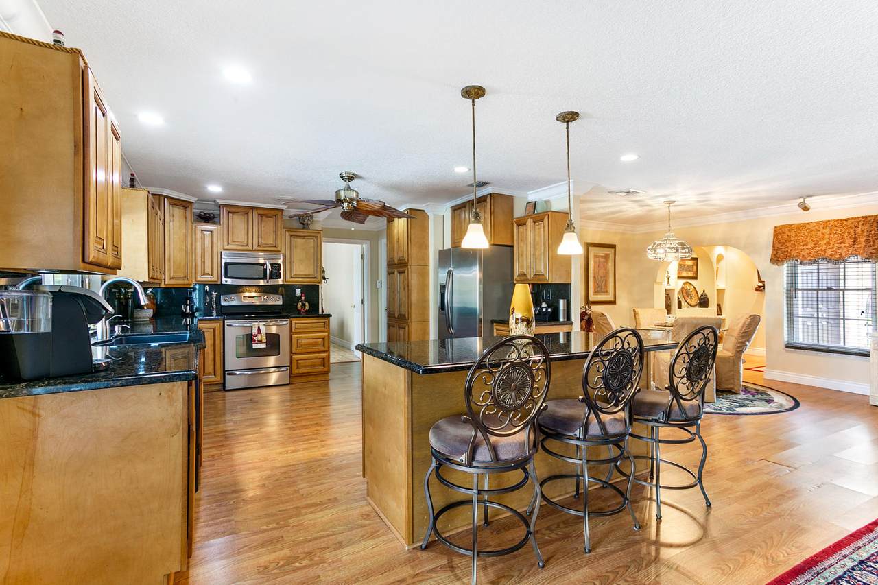 864 Gardenia Drive - Photo 1