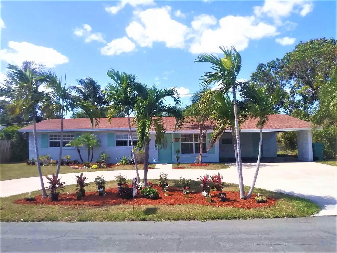 2861 9th Street - Photo 1