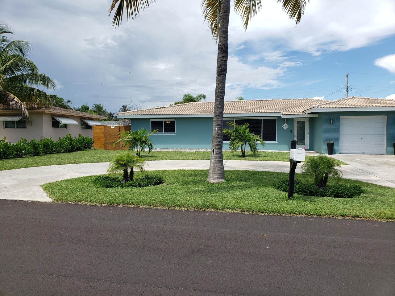 455 29th Street - Photo 1