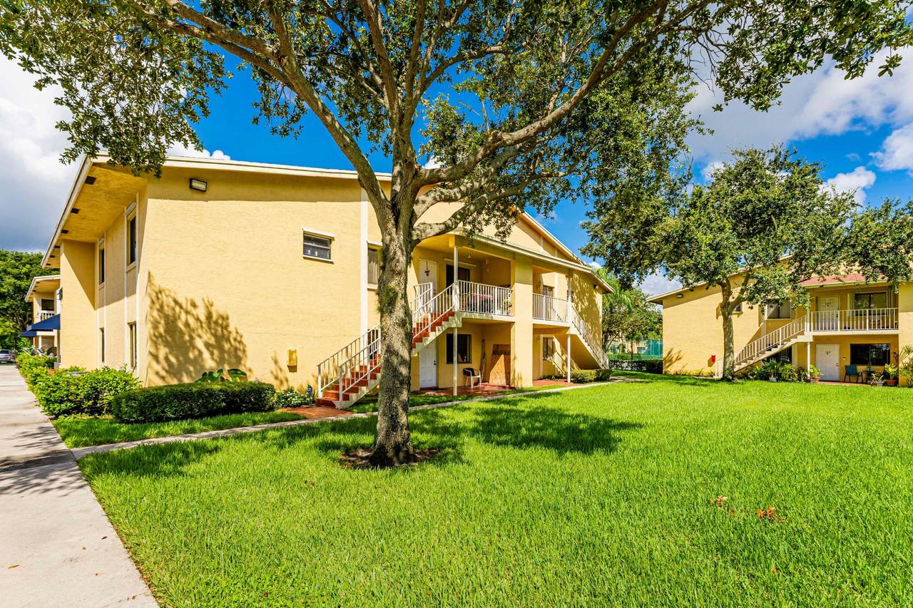 6063 10th Avenue - Photo 1