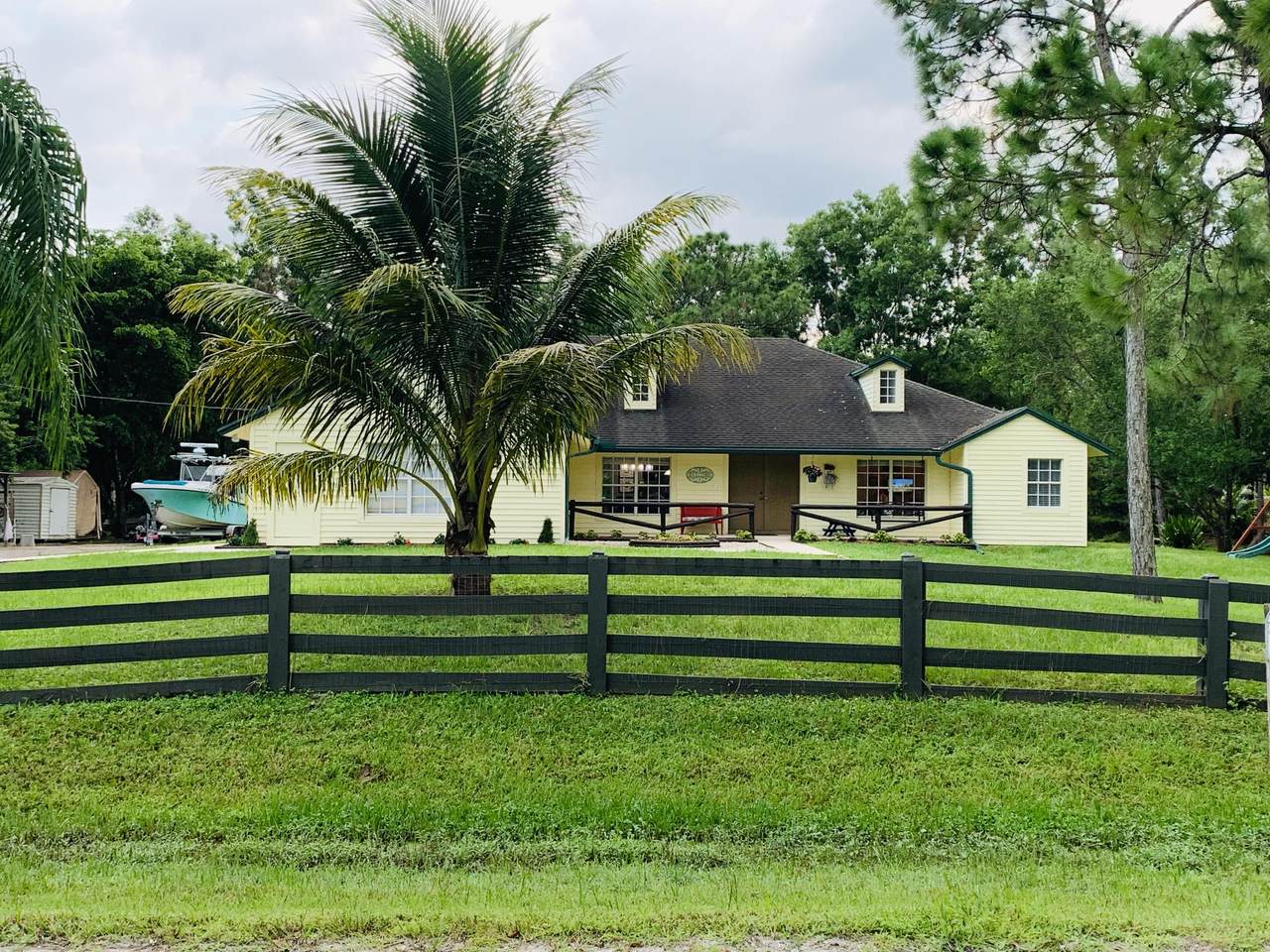 16058 Alan Black Boulevard - Photo 1
