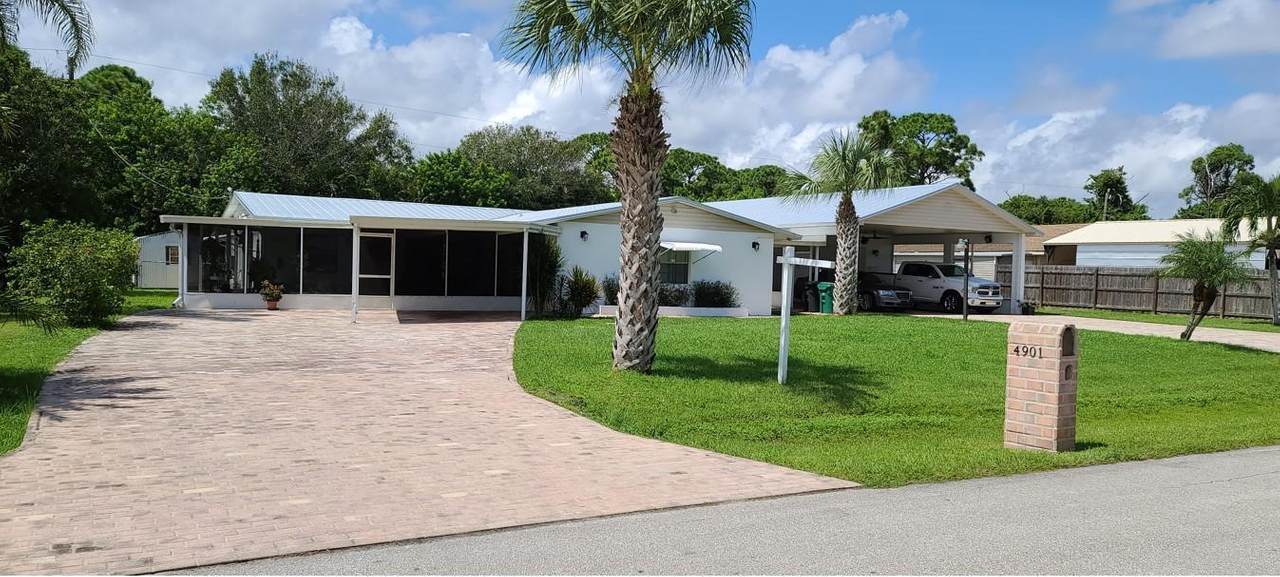 4901 Seagrape Drive - Photo 1