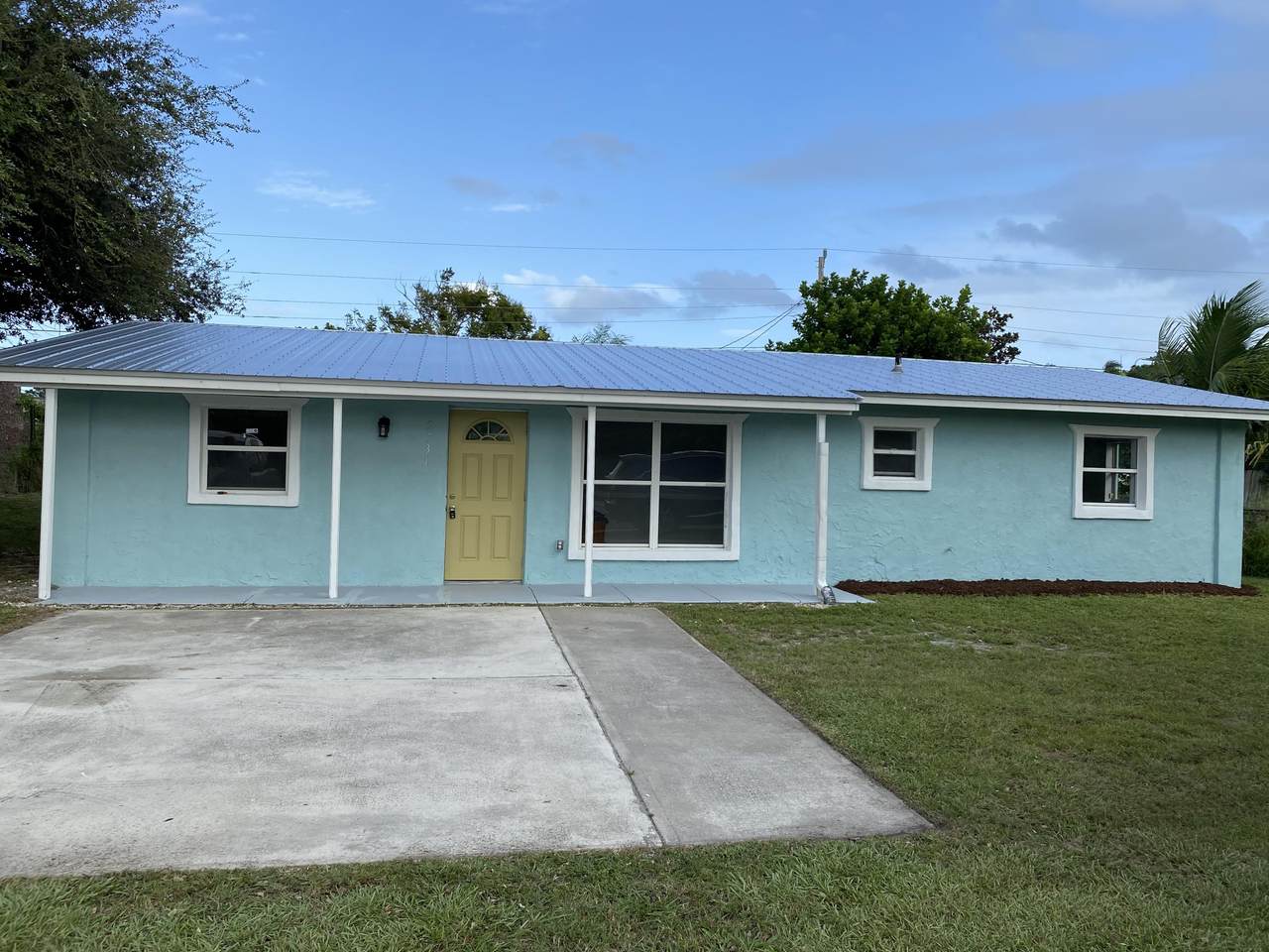 2731 Savannah Road - Photo 1