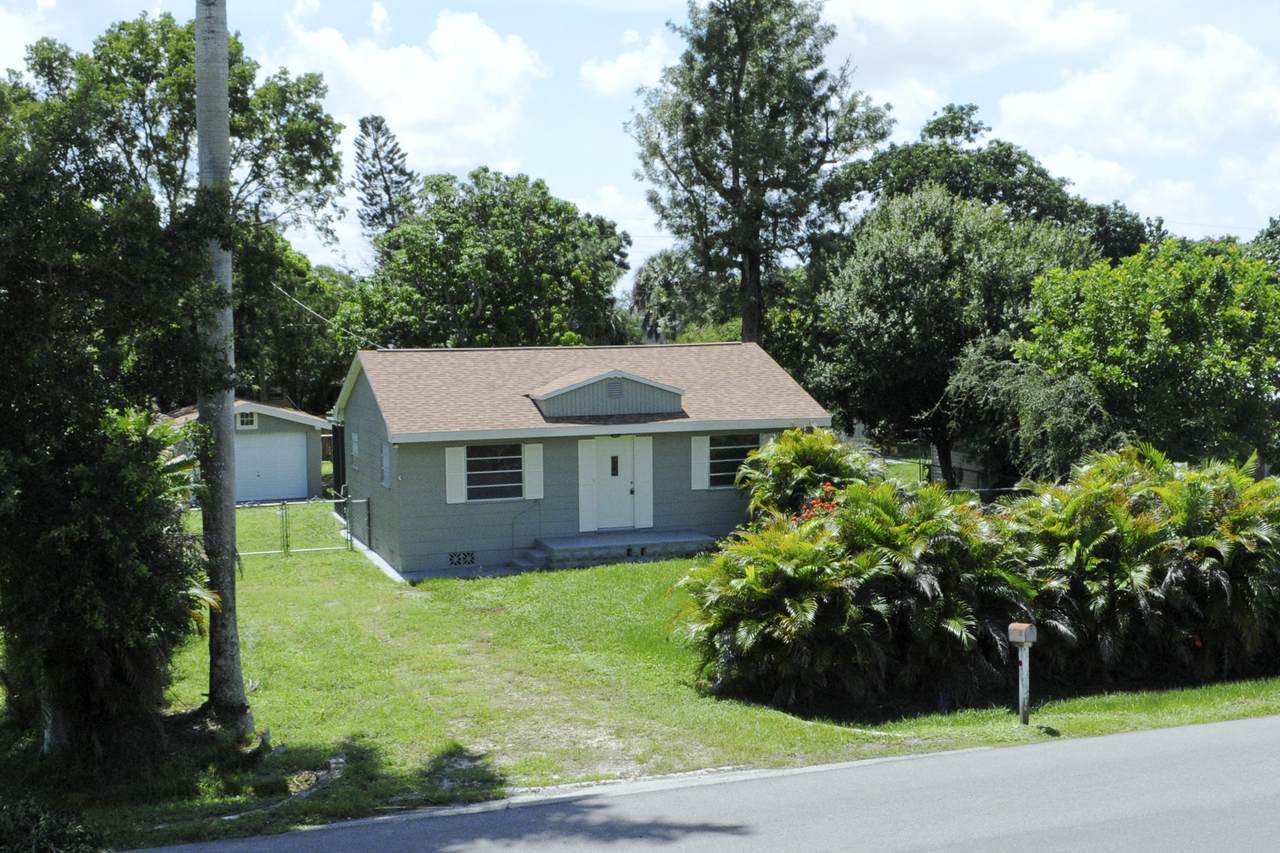 2038 Earl Road - Photo 1