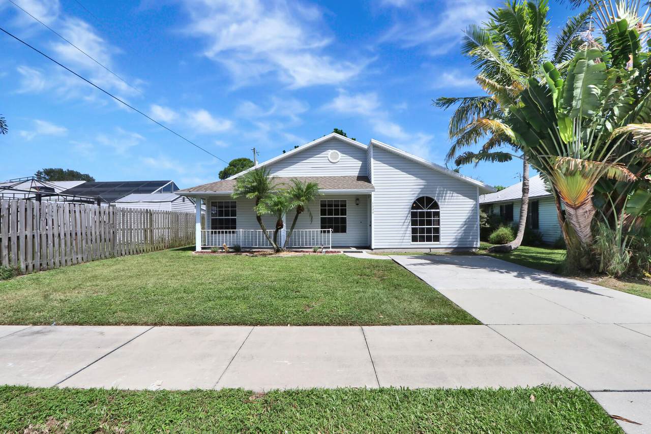 5339 Dell Street - Photo 1