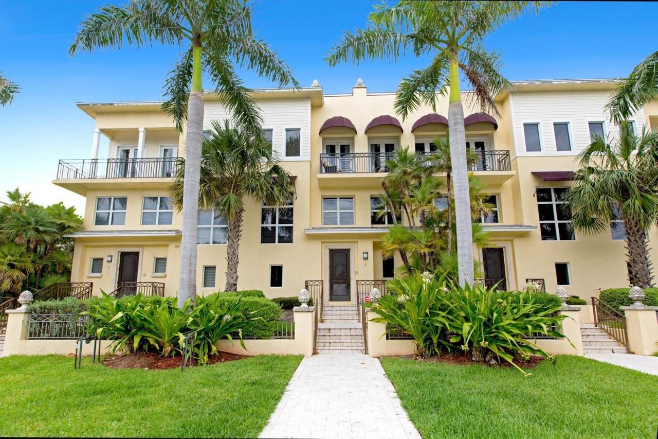 425 Ocean Boulevard - Photo 1