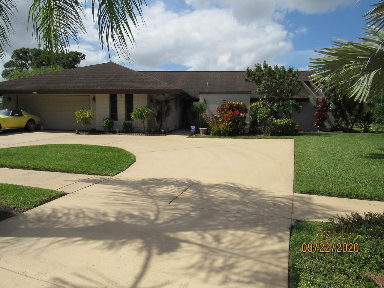 2051 Erwin Road - Photo 1