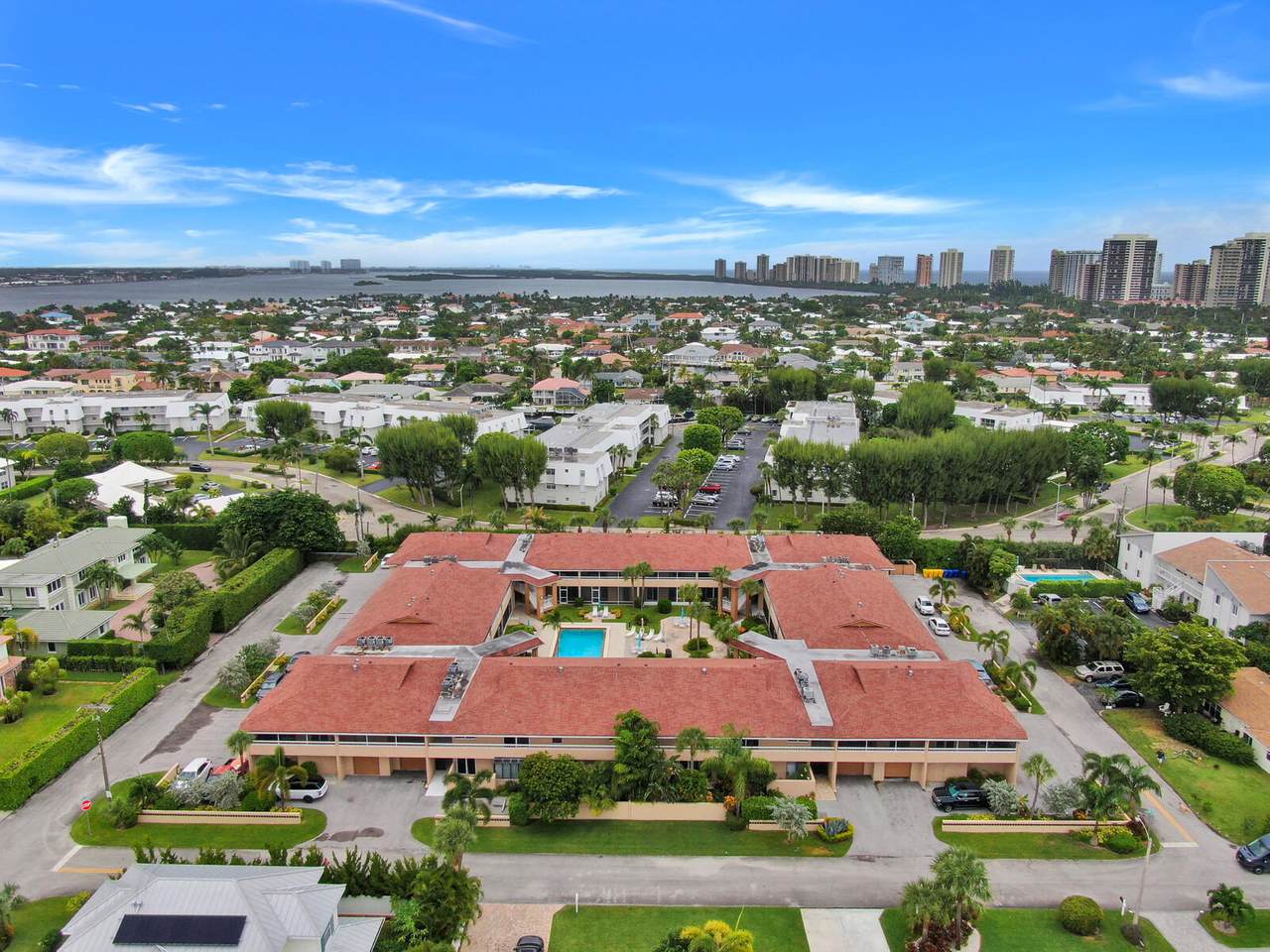 1100 Surf Road - Photo 1