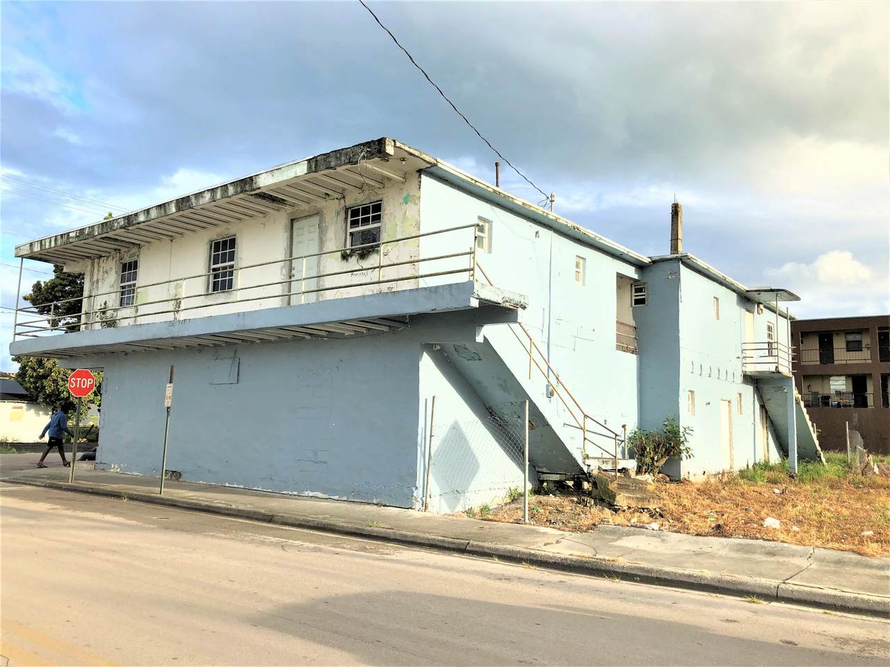 200 6th Street - Photo 1