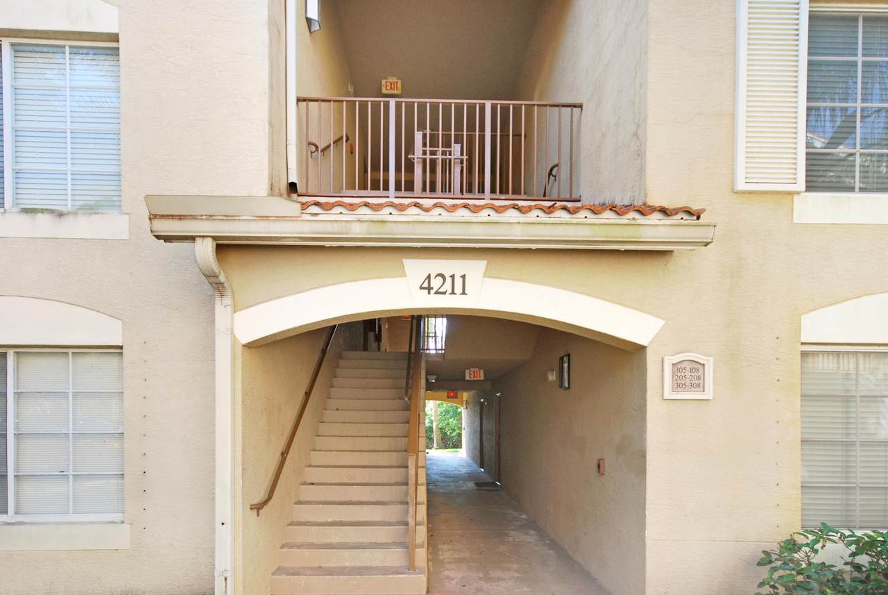 4211 San Marino Boulevard - Photo 1
