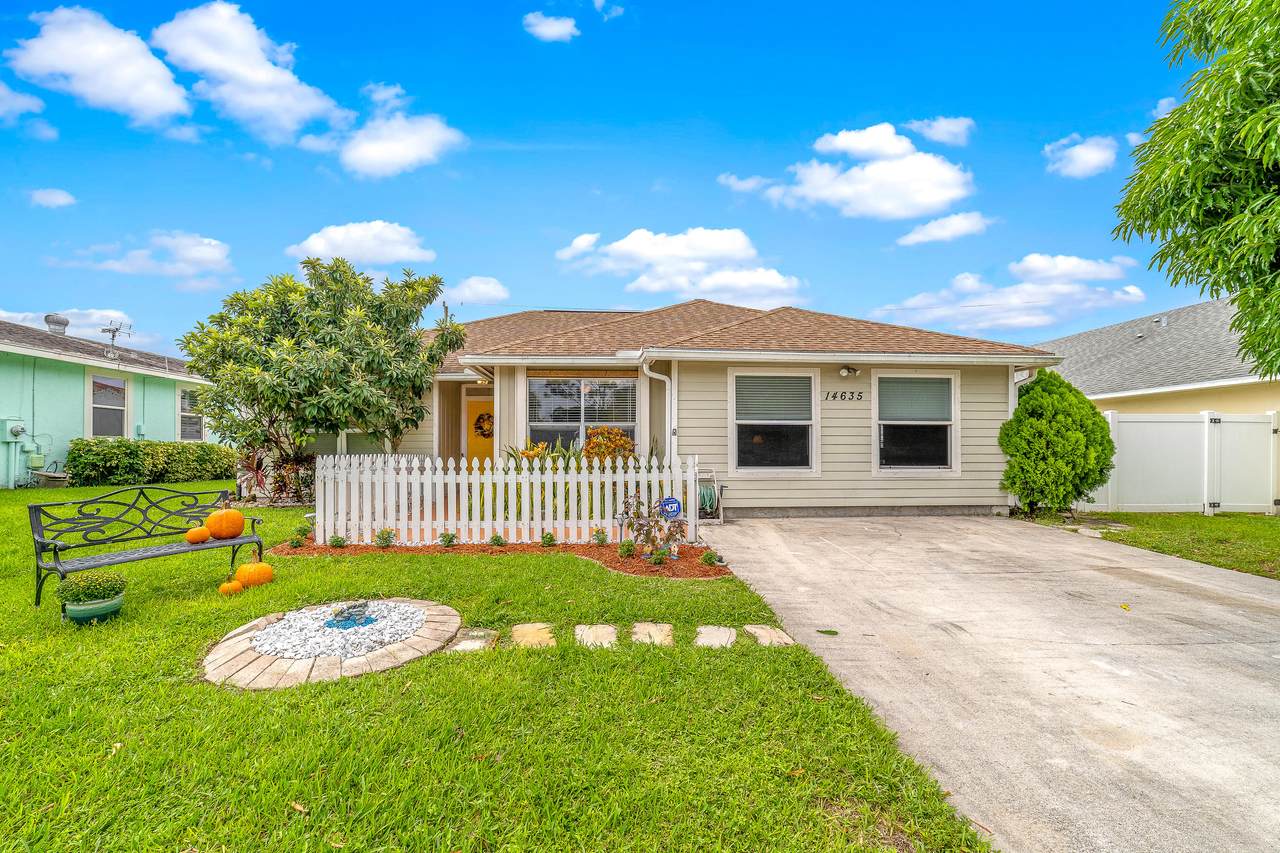 14635 Heights Boulevard - Photo 1