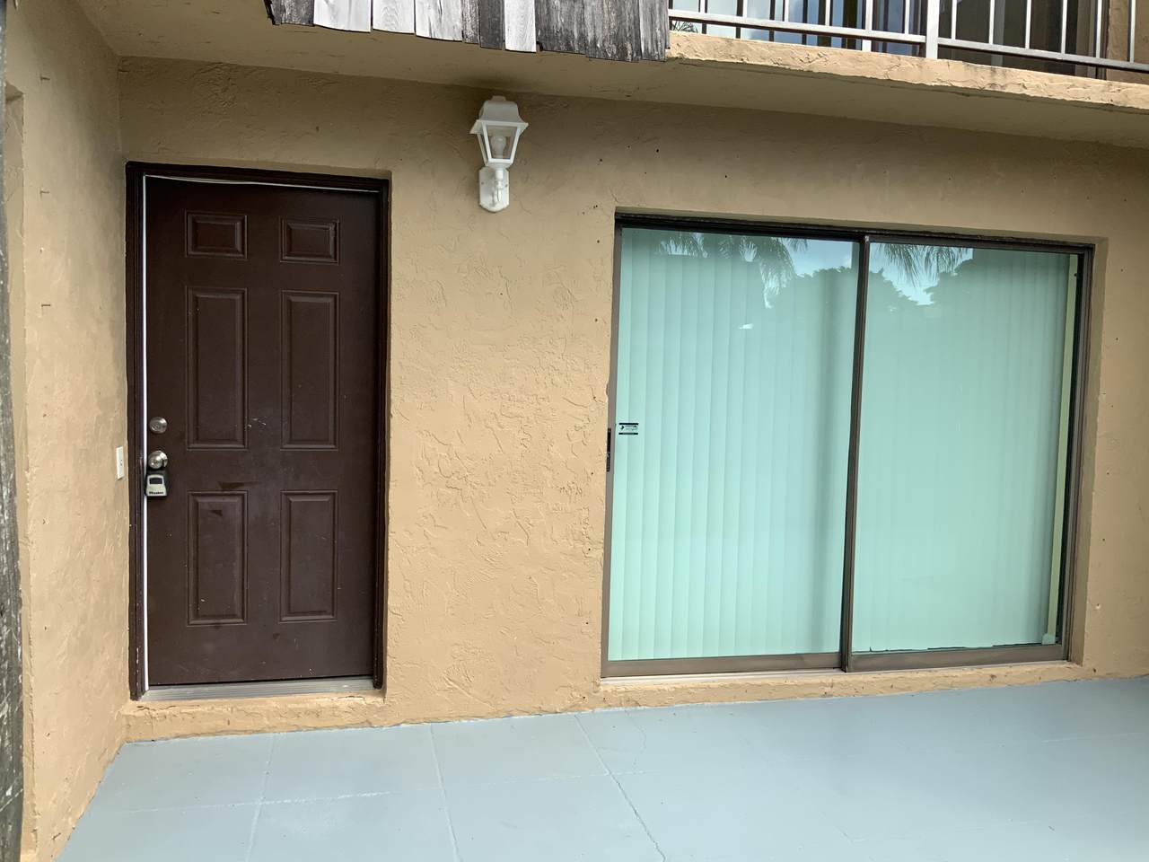 1104 Waterview Drive - Photo 1