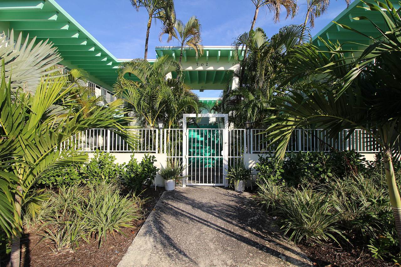 702 Federal Highway - Photo 1