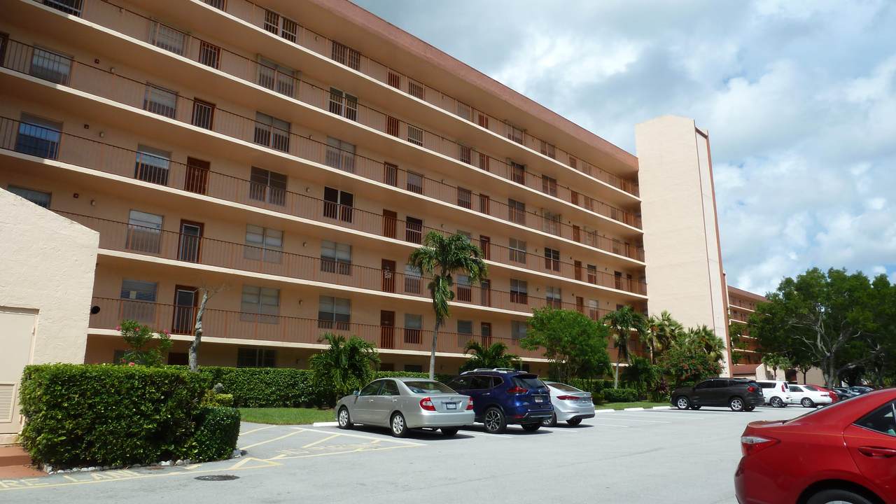 14671 Bonaire Boulevard - Photo 1