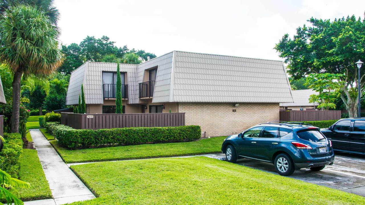 5037 50th Way - Photo 1