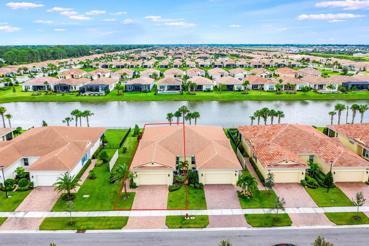 21041 Modena Way - Photo 1