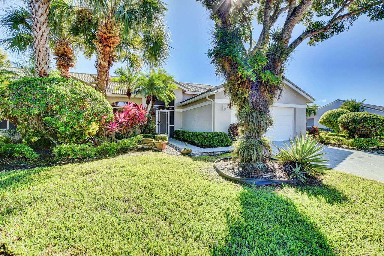 8914 Brittany Lakes Drive - Photo 1
