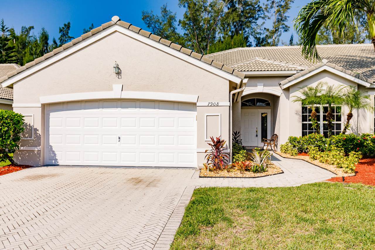 7908 Rockford Road - Photo 1