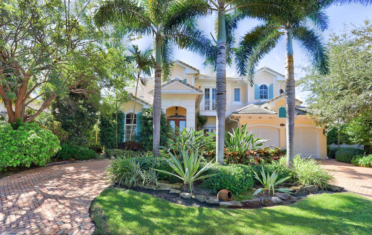 1032 Vista Del Mar Drive - Photo 1