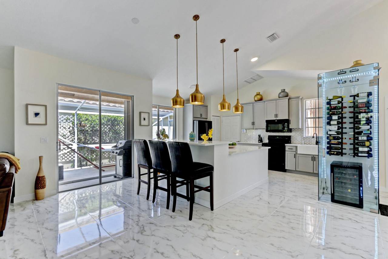 12910 Oak Knoll Drive - Photo 1
