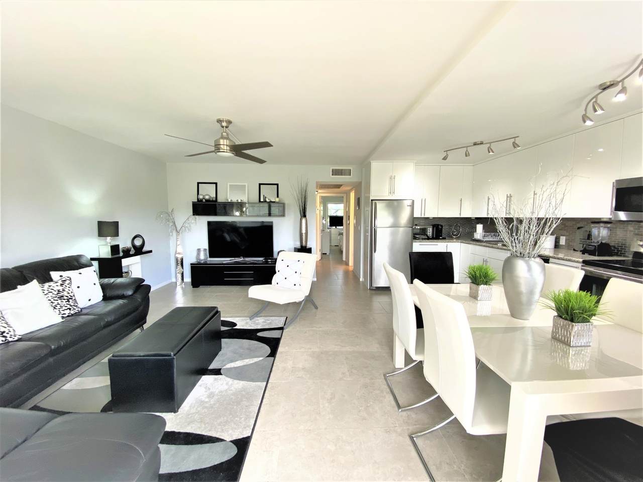 2084 Newport - Photo 1