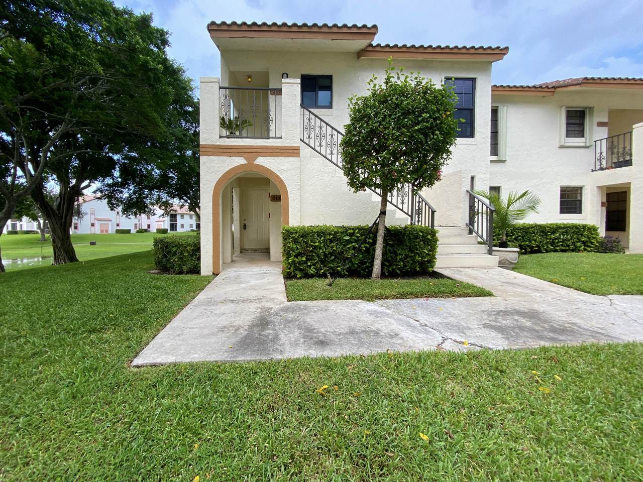 321 Olivewood Place - Photo 1