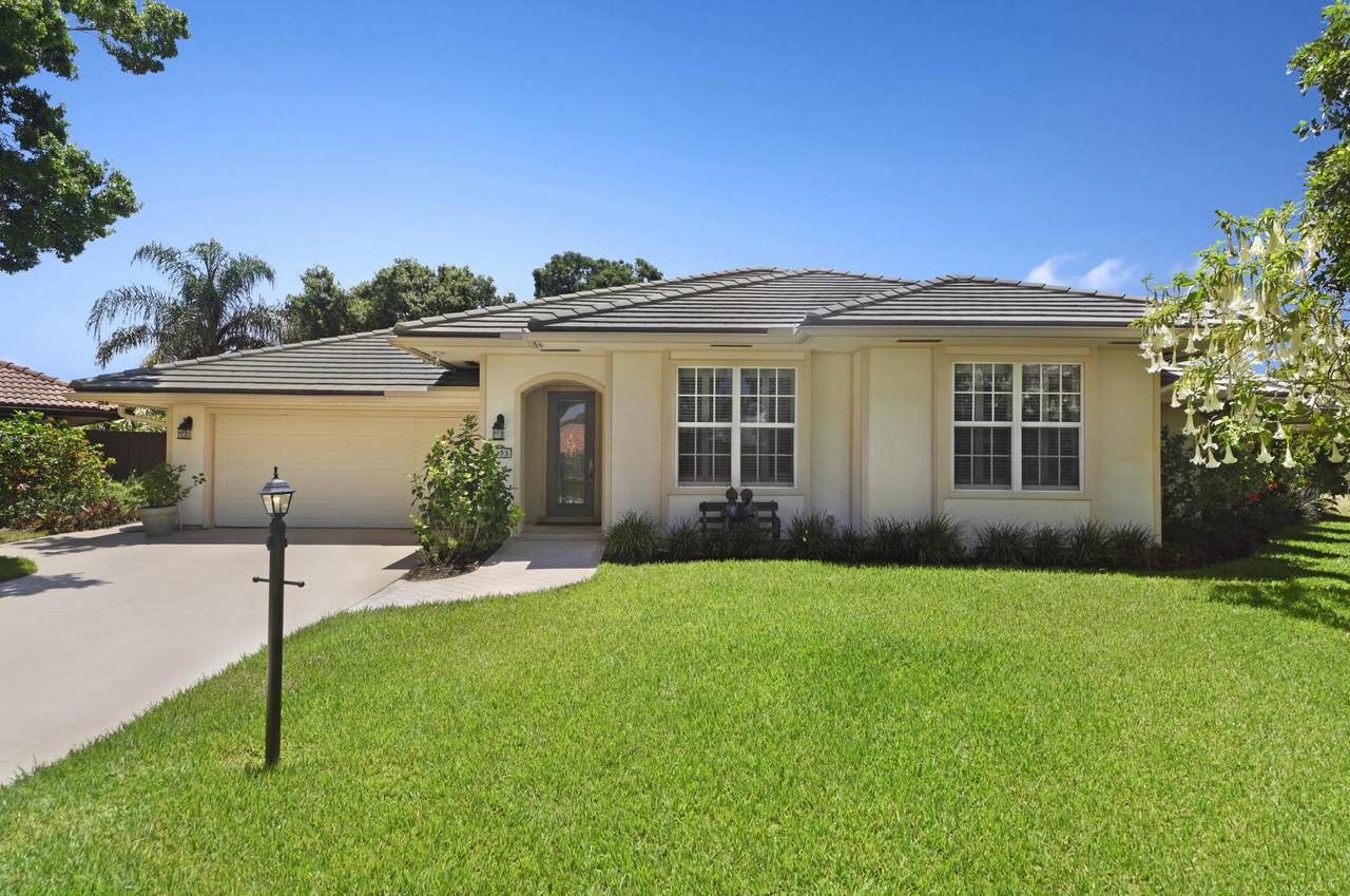 1053 Shady Lakes Circle S - Photo 1