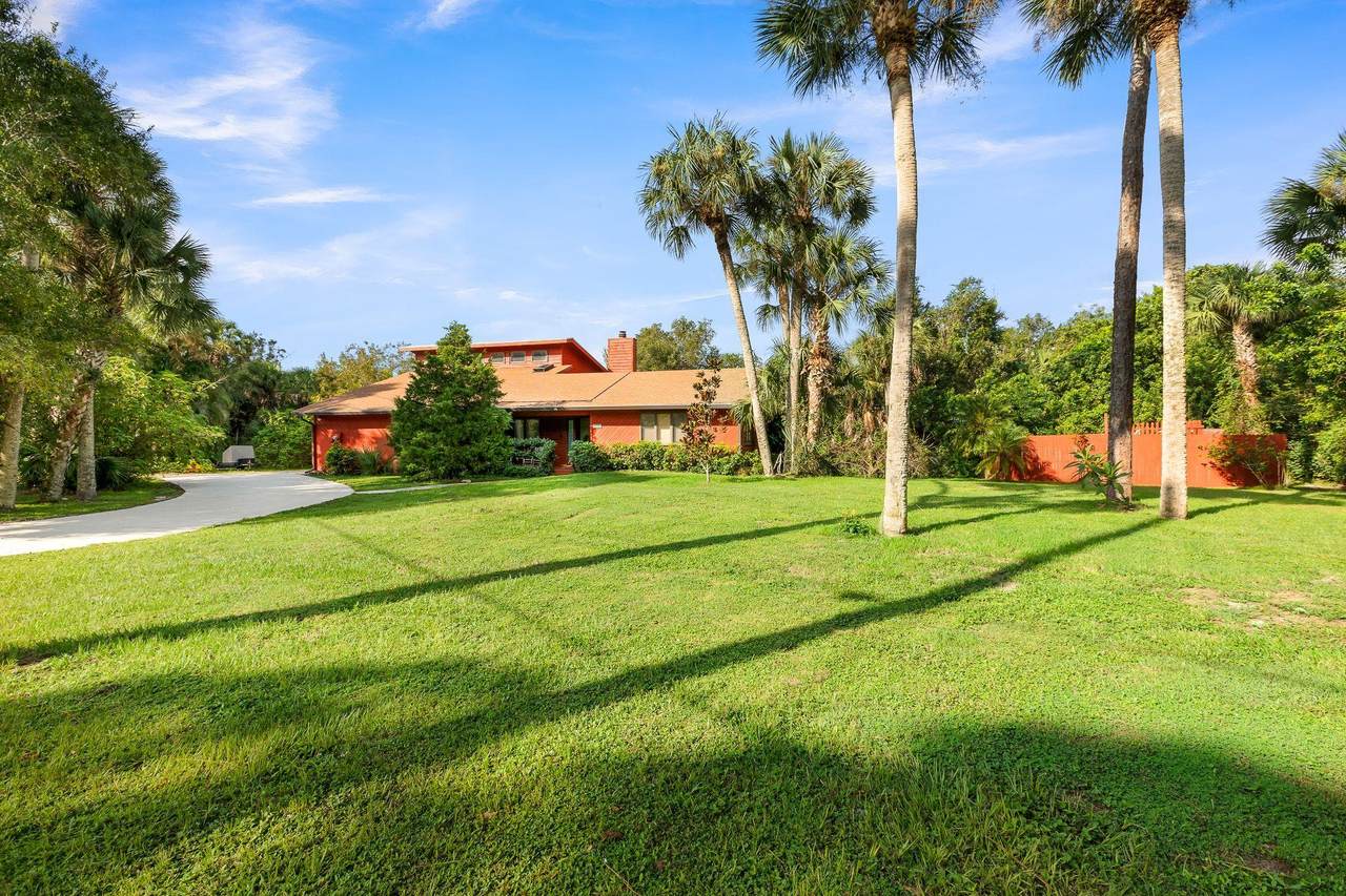 4201 Sunrise Boulevard - Photo 1