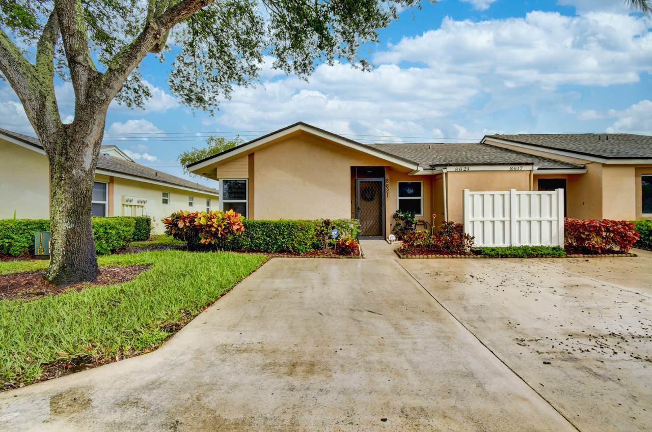 8621 Sunbird Place - Photo 1