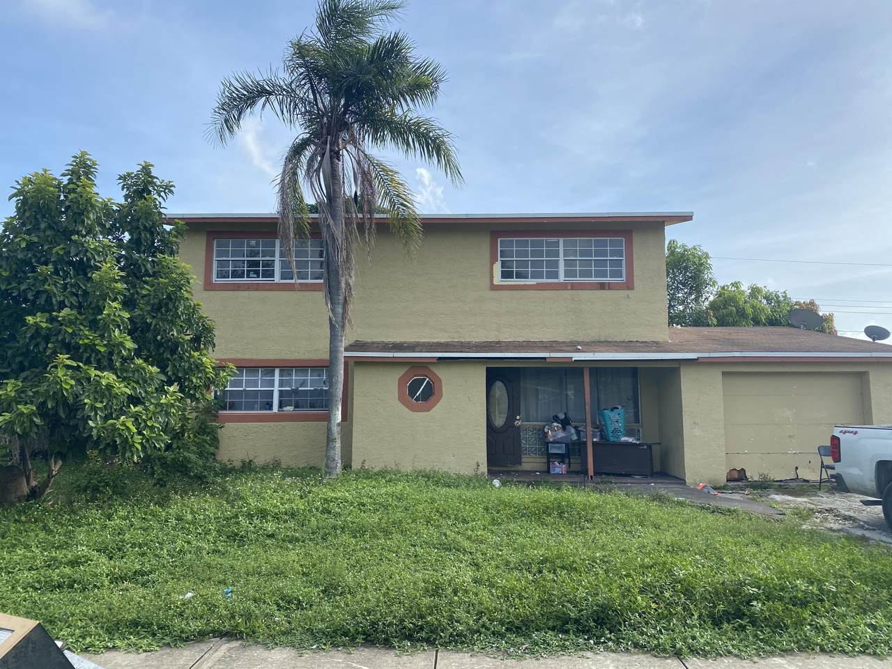 220 25th Street - Photo 1