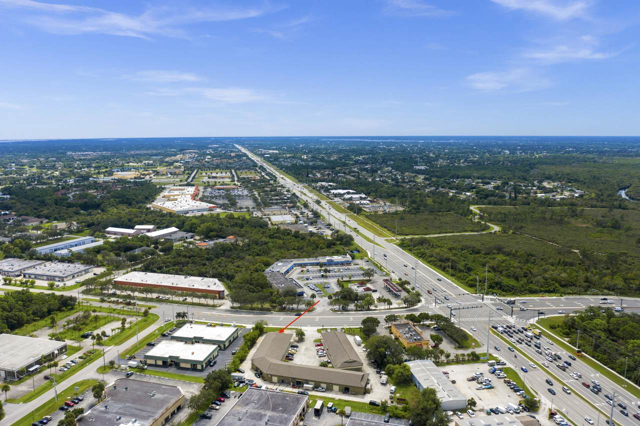 1405 Village Green A5 Drive - Photo 1