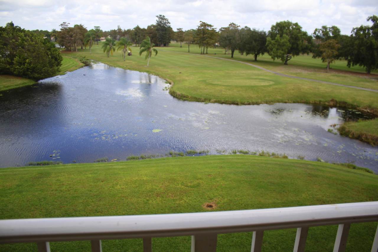 2040 Greenview Shores Boulevard - Photo 1