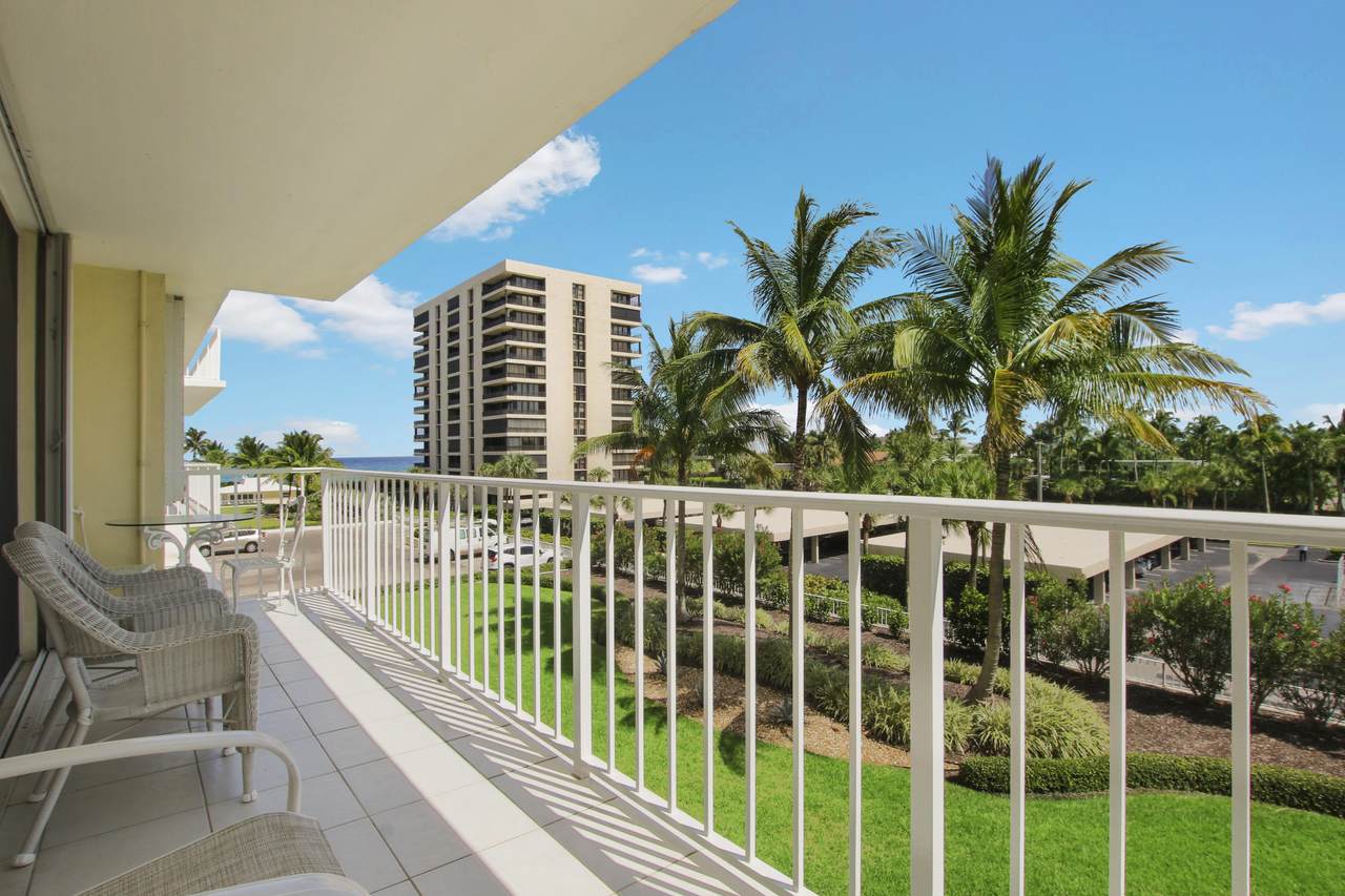 500 Ocean Drive - Photo 1