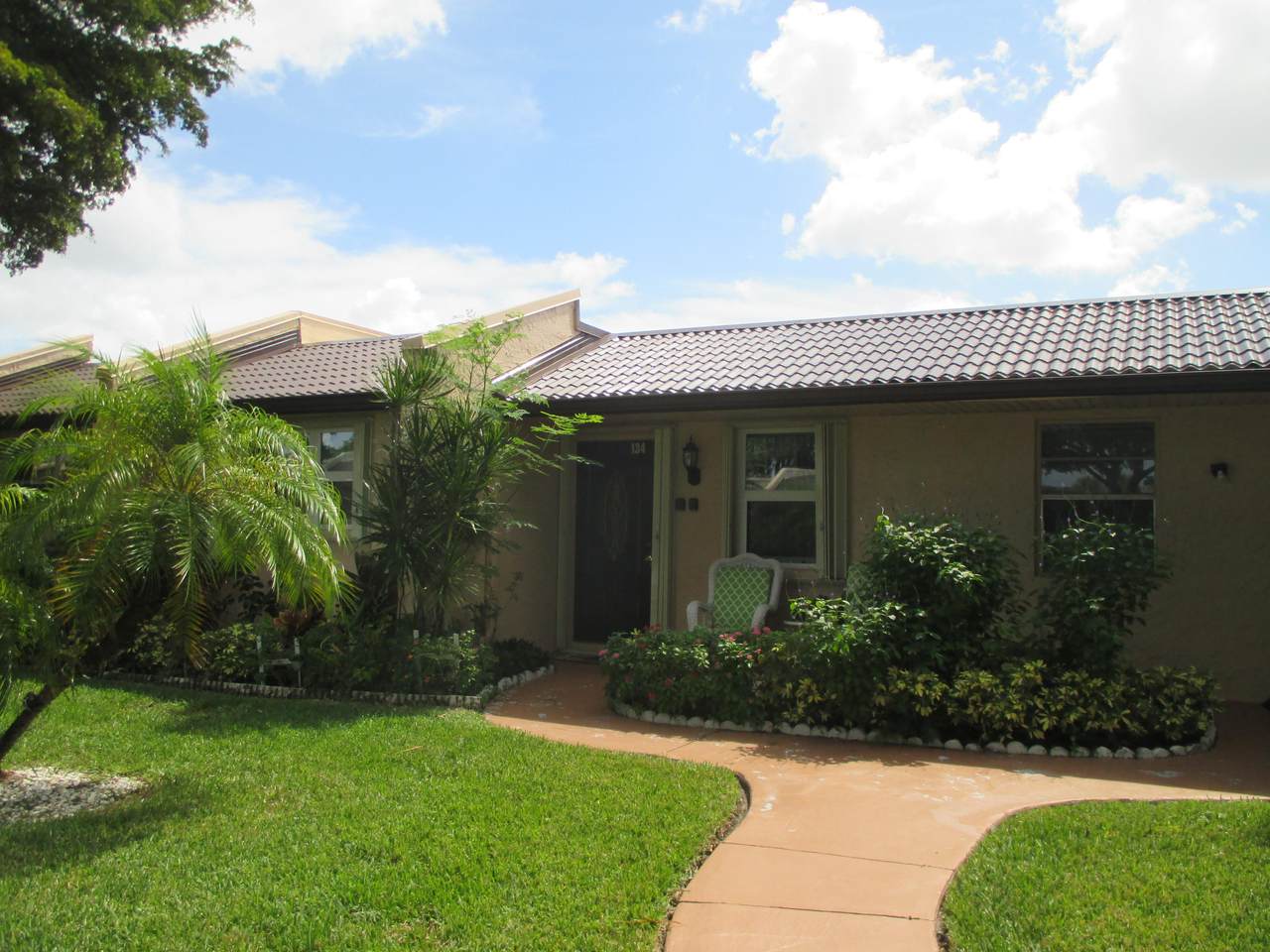 134 Lake Gloria Drive - Photo 1