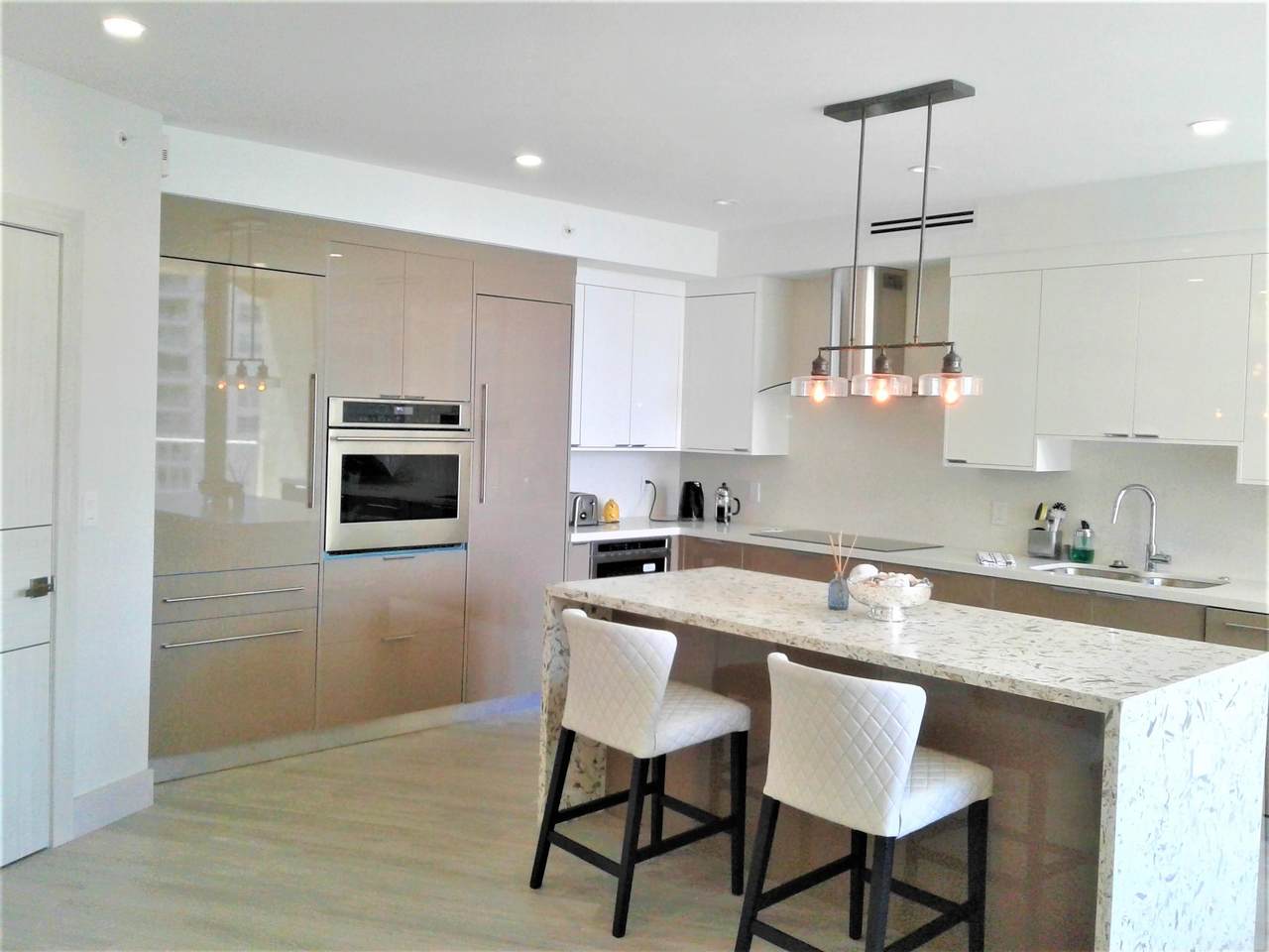 3720 Ocean Boulevard - Photo 1