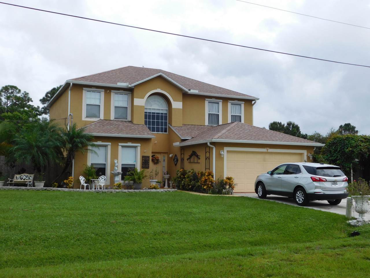2271 Nightingale Terrace - Photo 1