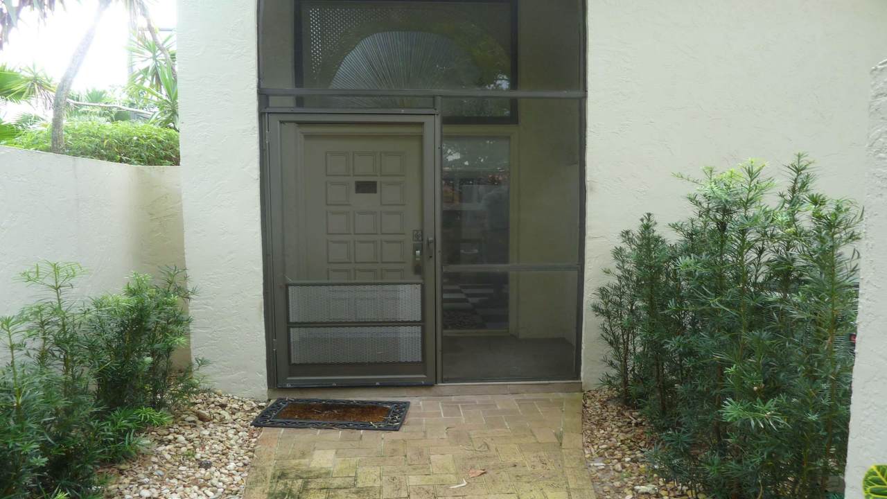 7477 Bondsberry Court - Photo 1