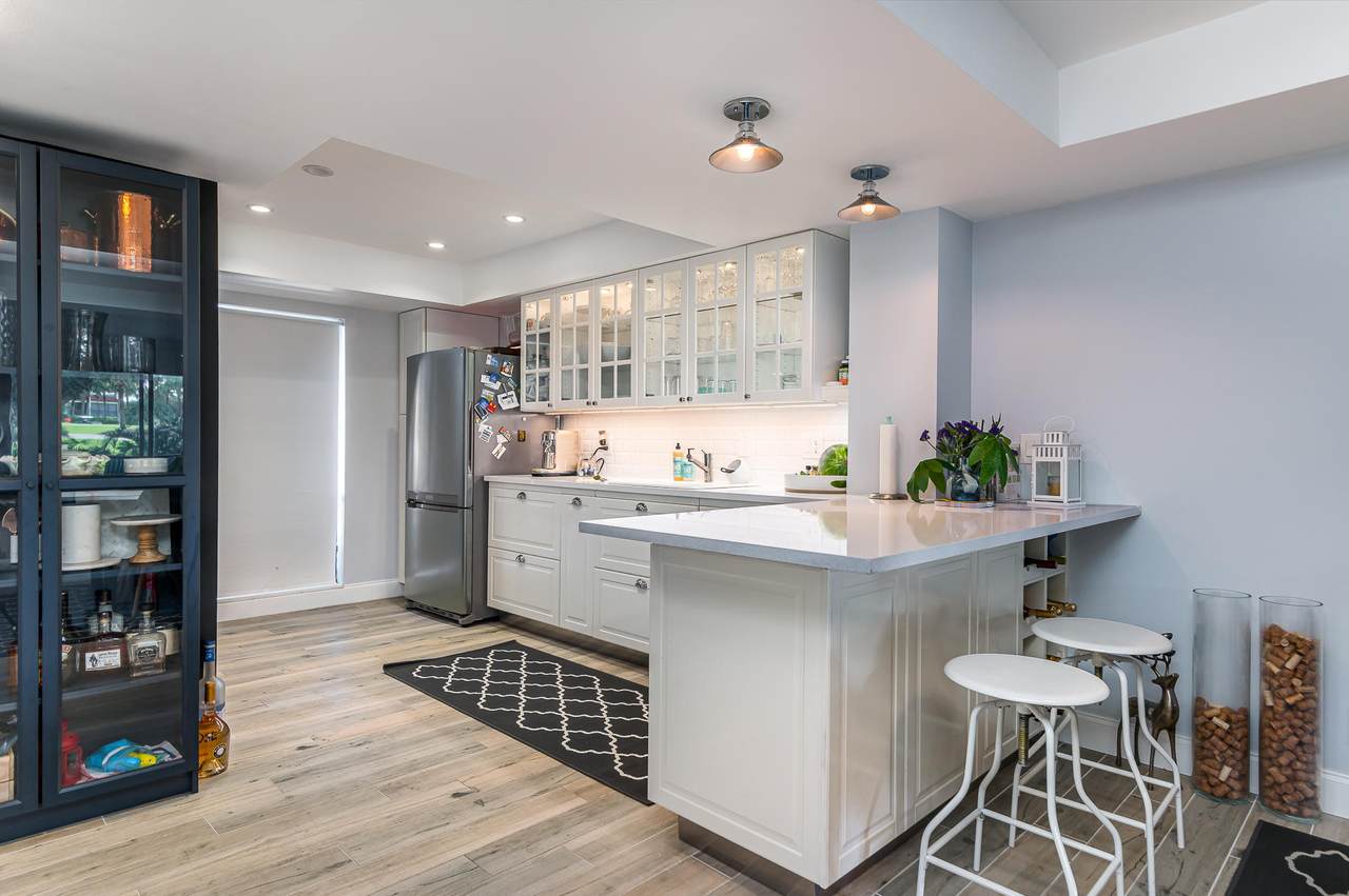 1814 Presidential Way - Photo 1