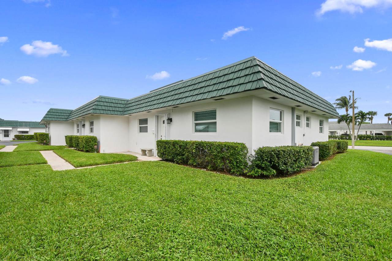3200 Meridian Way - Photo 1