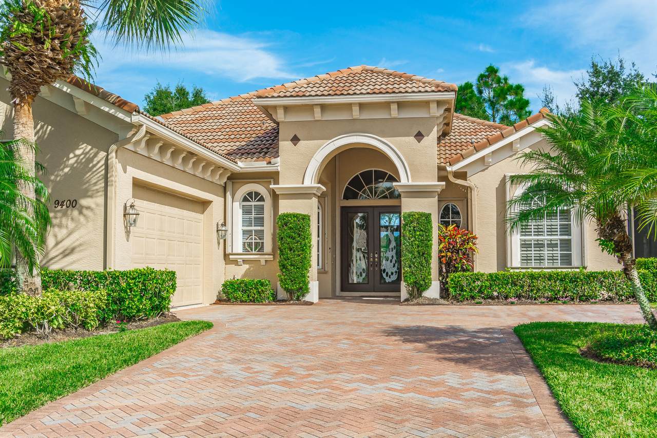 9400 Briarcliff Trace - Photo 1