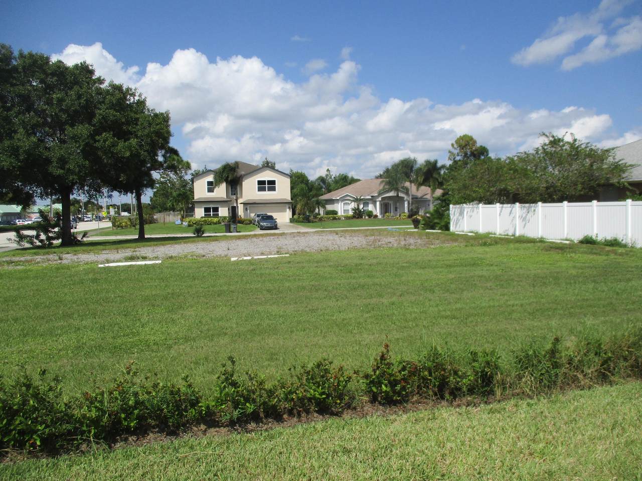 1721 Bayshore Boulevard - Photo 1