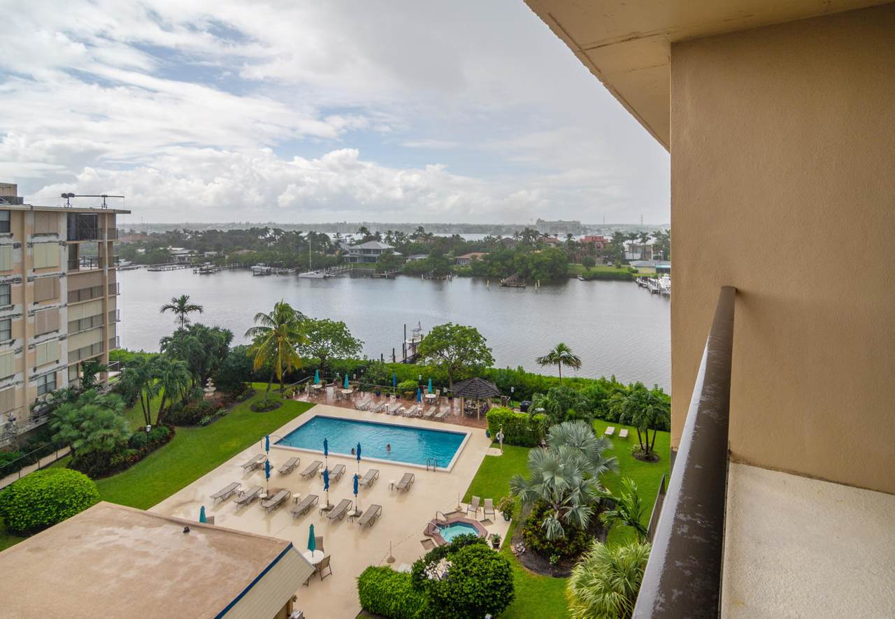 3545 Ocean Boulevard - Photo 1