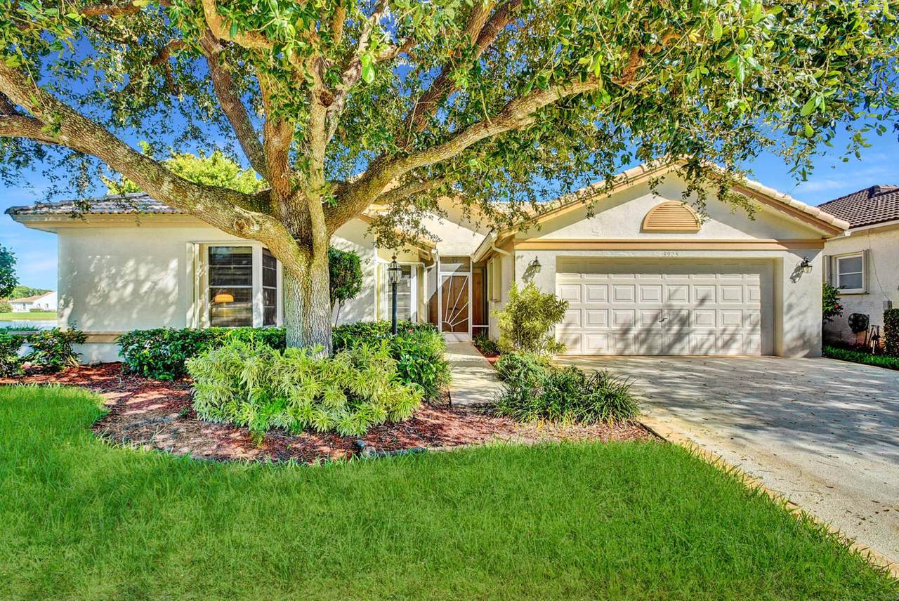 3925 Summer Chase Court - Photo 1