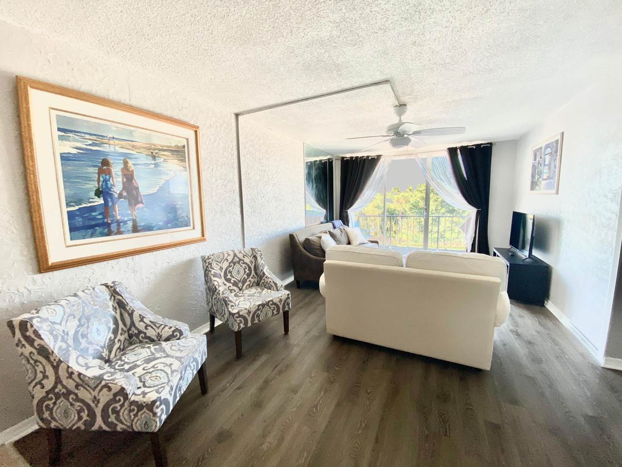 301 Croton Avenue - Photo 1