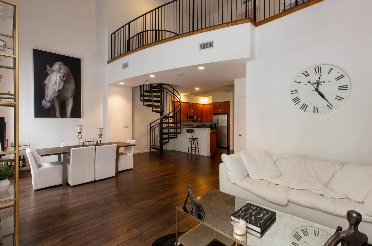 801 Olive Avenue - Photo 1
