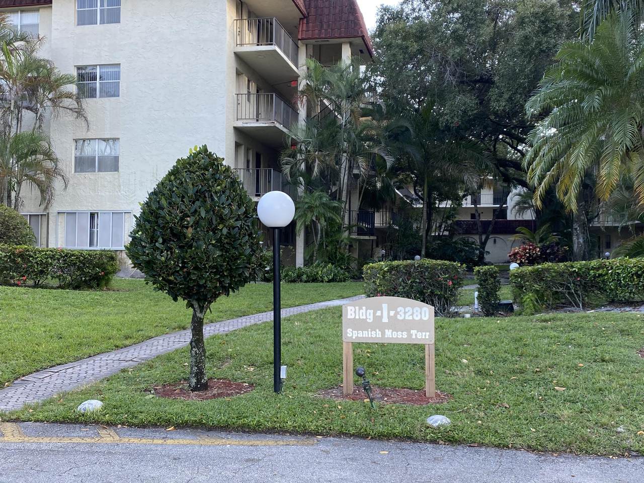 3280 Spanish Moss Terrace - Photo 1