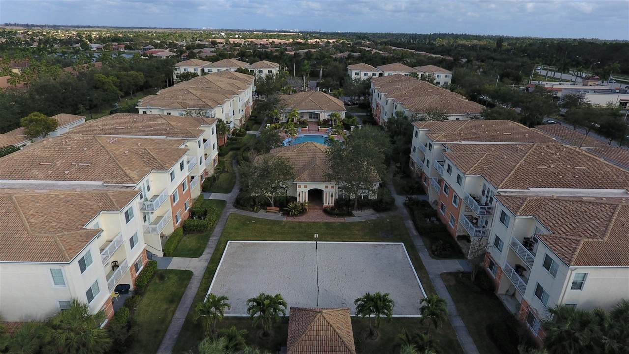 9857 Baywinds Drive - Photo 1